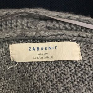 Zara Sweaters - Zara Cardigan cable knit Sweater Zara Sweaters - Zara Cardigan cable knit Sweater